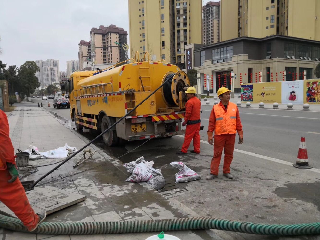 卫东排污管道清淤-管道清洗